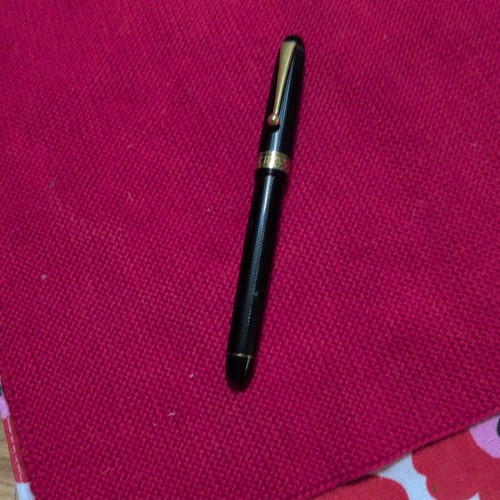 Penna stilografica colore nero